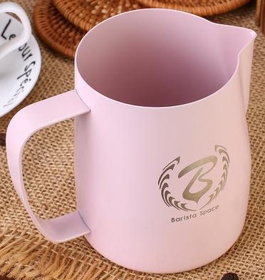 BS F24	Pitcher 	600	ML 	Teflon Matt Pink